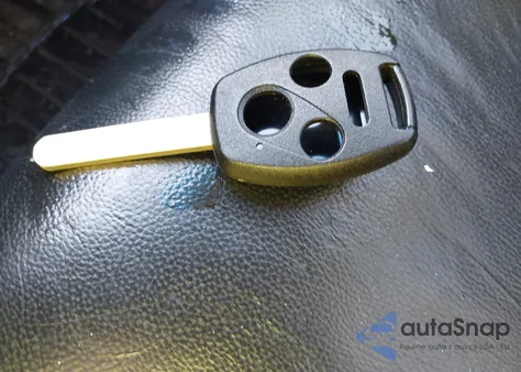 2008 Honda Accord 2.4 Ex-L из США, поврежденный, VIN 1HGCP26878A086593